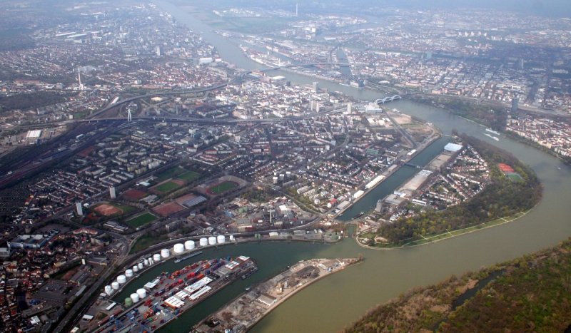 Stauschleuse Frankenthaler Kanal