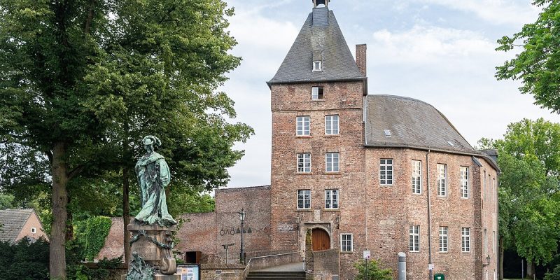Sporthalle Geschwister-Scholl-Gesamtschule Moers