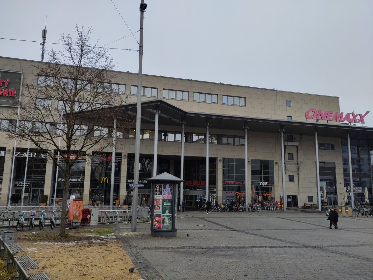 CinemaxX