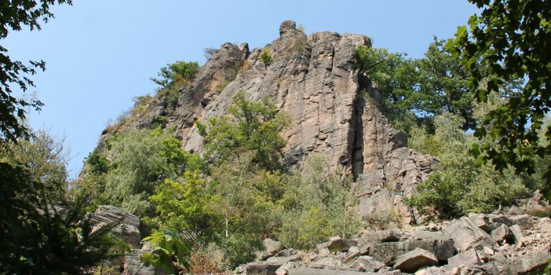 Battertfelsen beim Schloß Hohenbaden