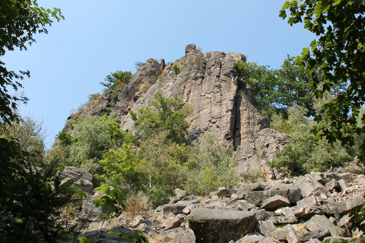 Battertfelsen beim Schloß Hohenbaden