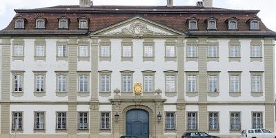 Erzbischöfliches Palais