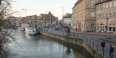 Kanalhafen Am Kranen