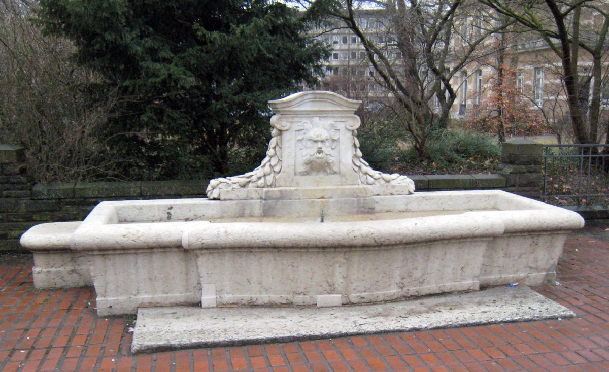 Löwenbrunnen