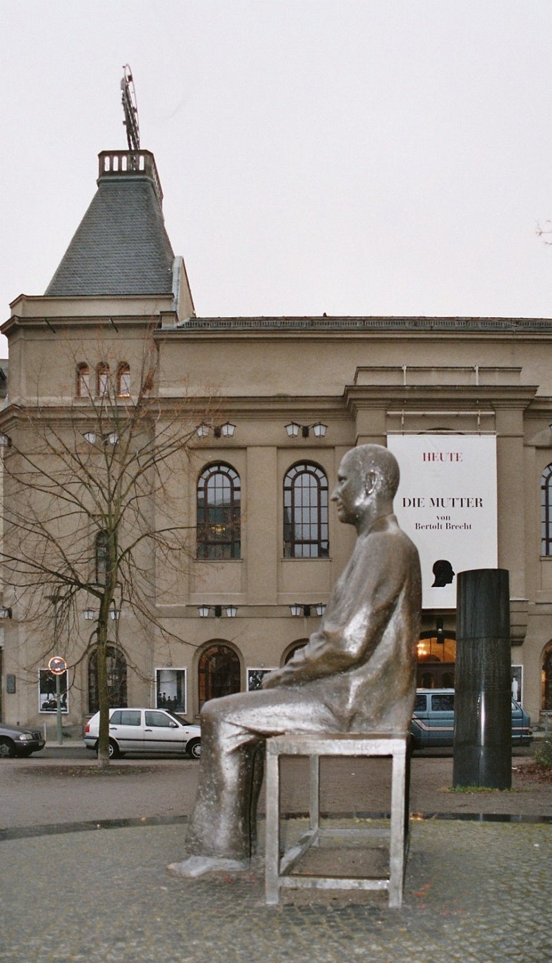 Bertolt Brecht
