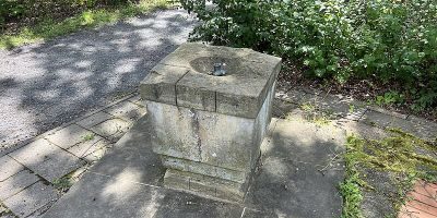 Brunnen am Möllhausenufer