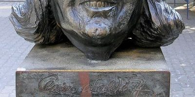Claire-Waldoff-Denkmal