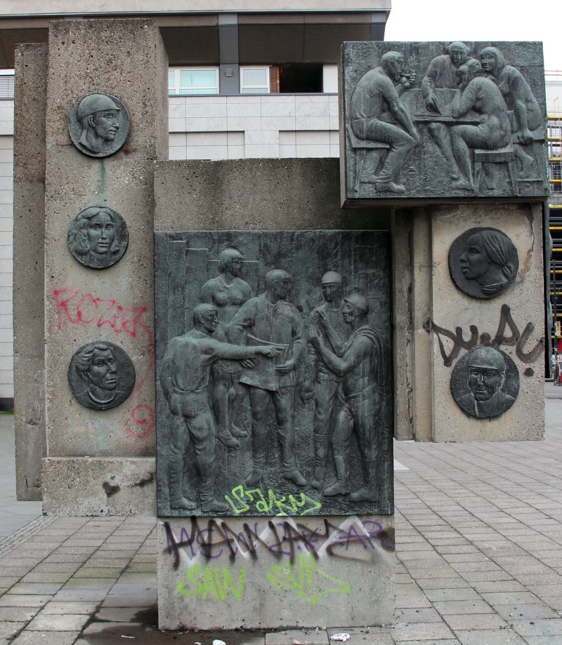 Denkmal für die Erbauer des Stadtzentrums