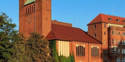 Erlöserkirche (Wikingerufer)
