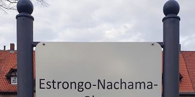 Estrongo-Nachama-Platz