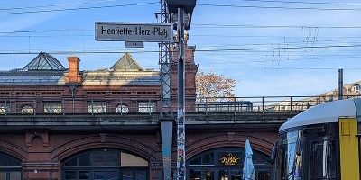 Henriette-Herz-Platz