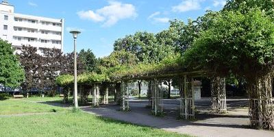 Karl-Holtz-Platz