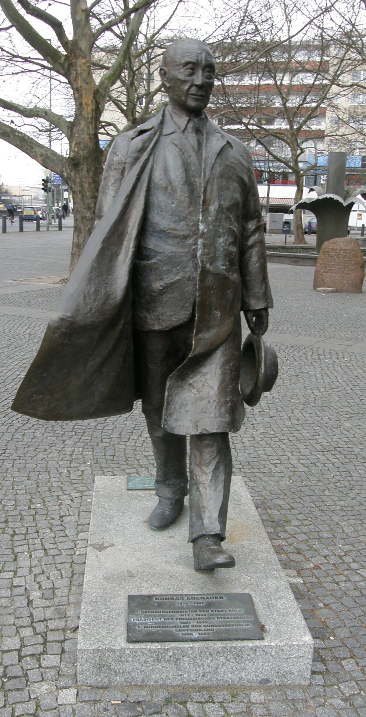 Konrad-Adenauer-Skulptur