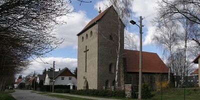 Kreuzkirche (Albrecht-Dürer-Straße)