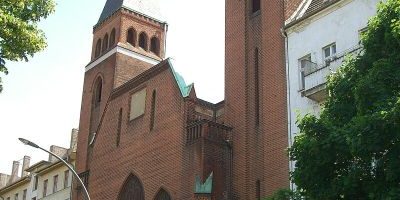 Paul-Gerhardt-Kirche (Wisbyer Straße)