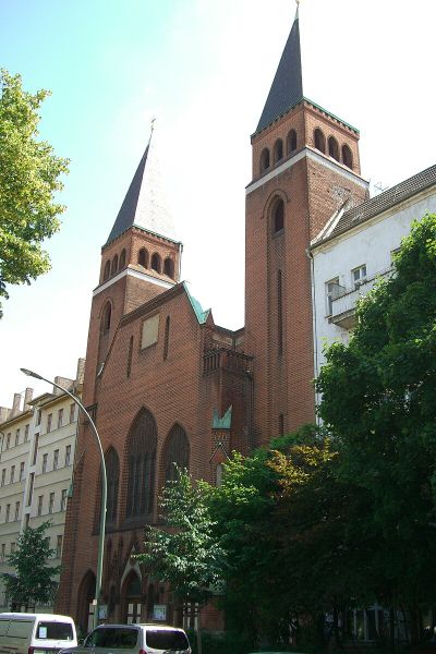 Paul-Gerhardt-Kirche (Wisbyer Straße)
