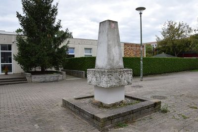 Postmeilensäule-Brunnen