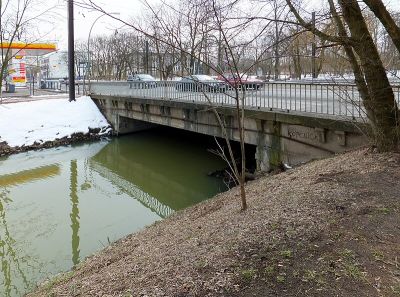 Pyramidenbrücke