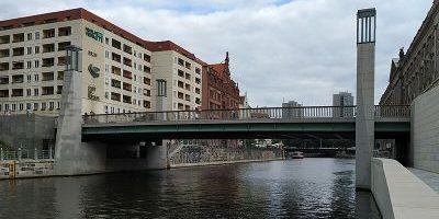 Rathausbrücke