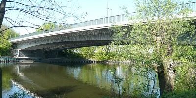 Rohrdammbrücke