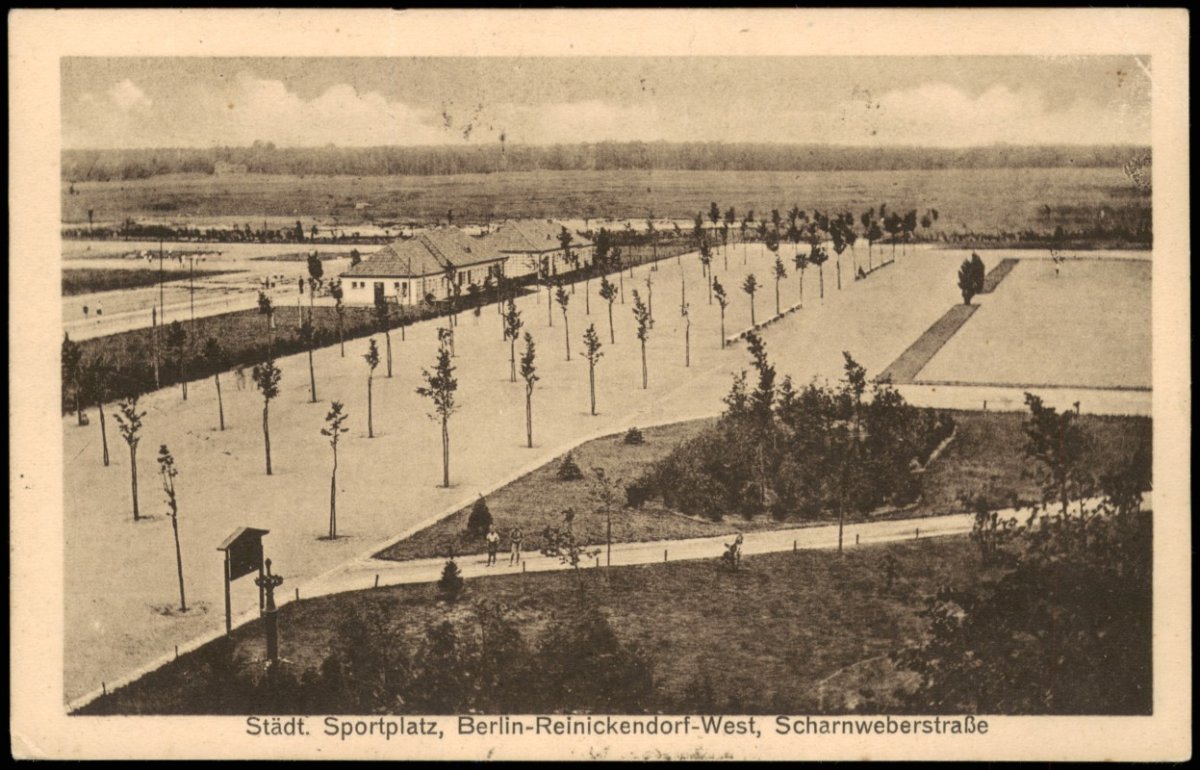 Sportplatz Scharnweberstraße