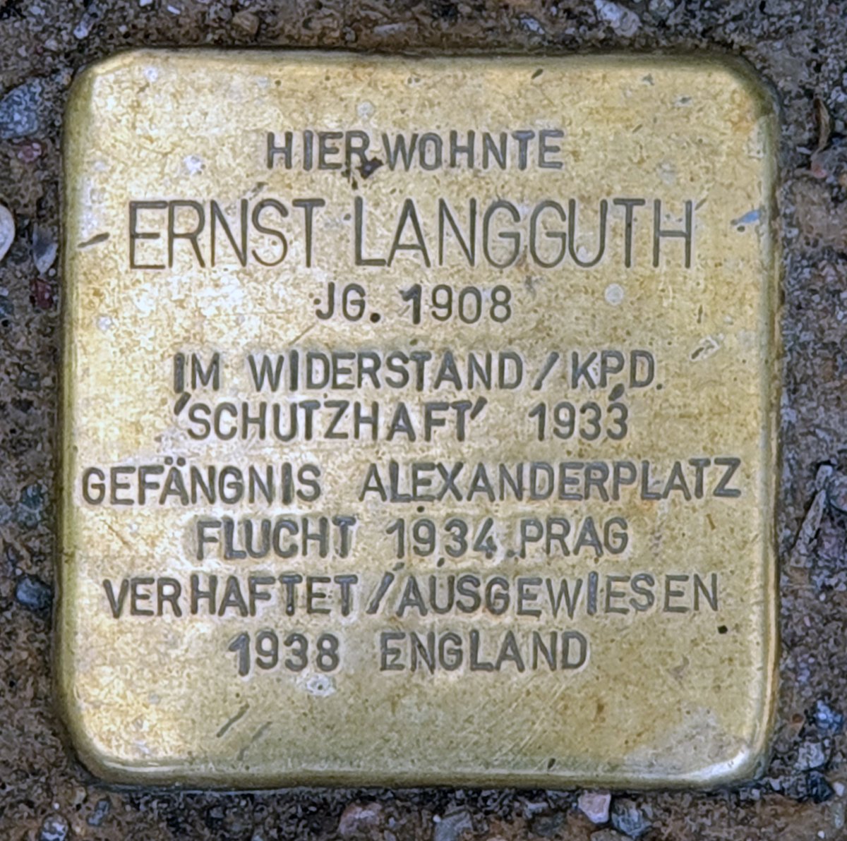 Zimmermeister Brunzel baut ein Mietshaus