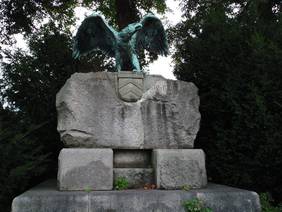 Adlerdenkmal