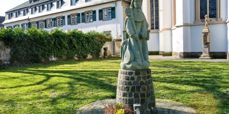 Adelheid-Statue