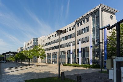 Öffentliche Gebäude in Bonn — Spaziergang II