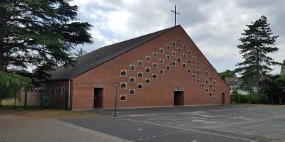 Heilig-Kreuz-Kirche (Südost)