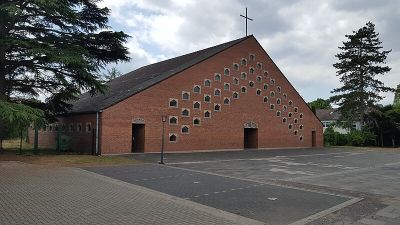 Heilig-Kreuz-Kirche (Südost)