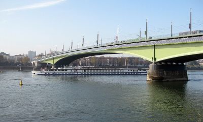 Kennedybrücke