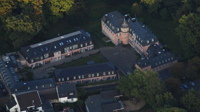Schloss und Remise der ehemaligen Kommende Muffendorf