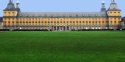 Universitätshauptgebäude