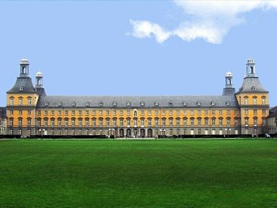 Universitätshauptgebäude