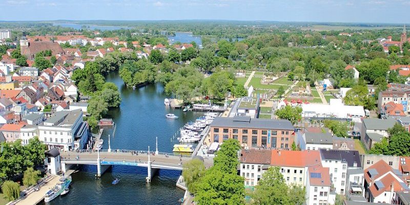 Jahrtausendbrücke