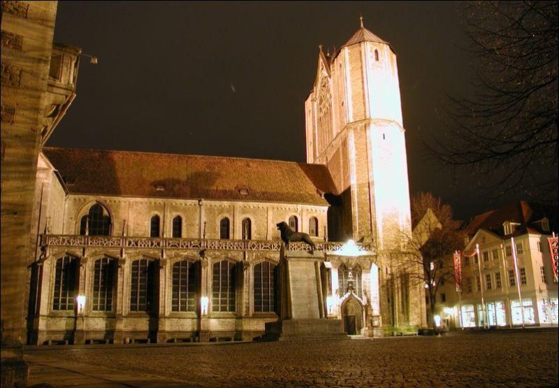 Burgplatz