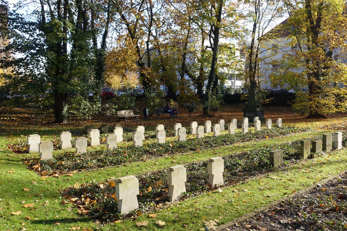 Katharinenfriedhof (Garnisonsfriedhof)