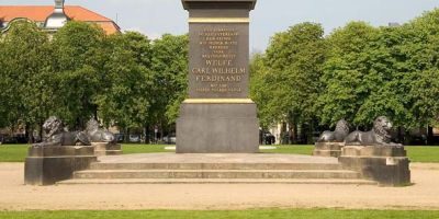 Obelisk auf dem Löwenwall