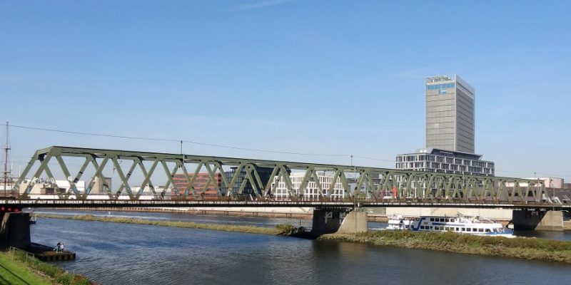 Eisenbahnbrücke Bremen