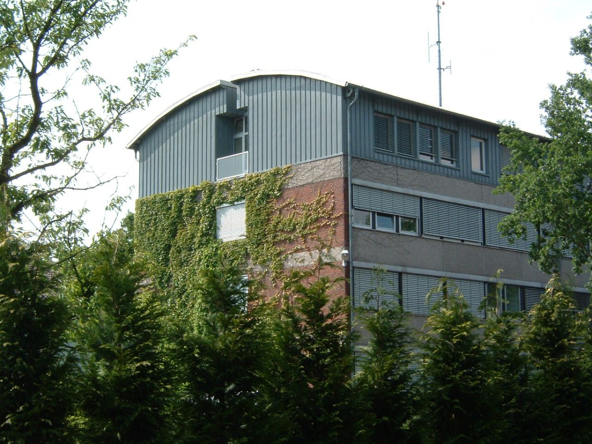 Franz-Löbert-Platz