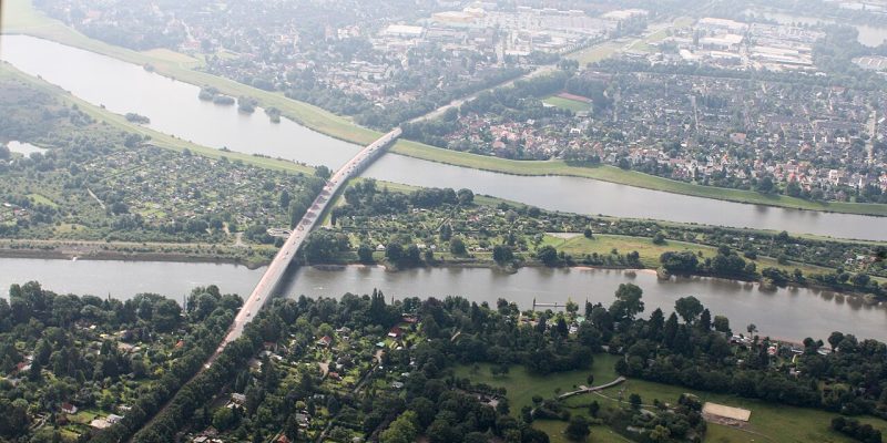 Karl-Carstens-Brücke
