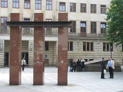 Rudolf-Hilferding-Platz