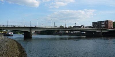 Wilhelm-Kaisen-Brücke