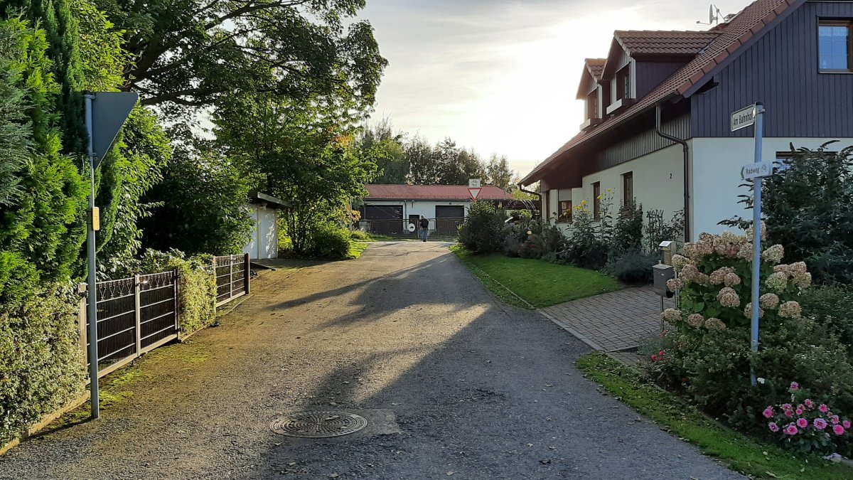 Am Bahnhof