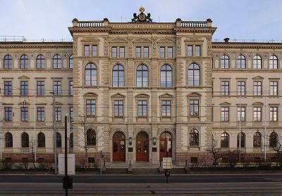 Technische Universität Chemnitz – Straße der Nationen