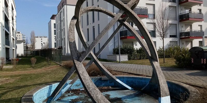 Drei ineinander verschlungene Ellipsen