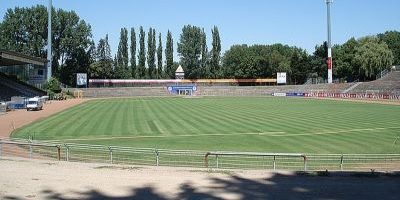 Merck-Stadion am Böllenfalltor