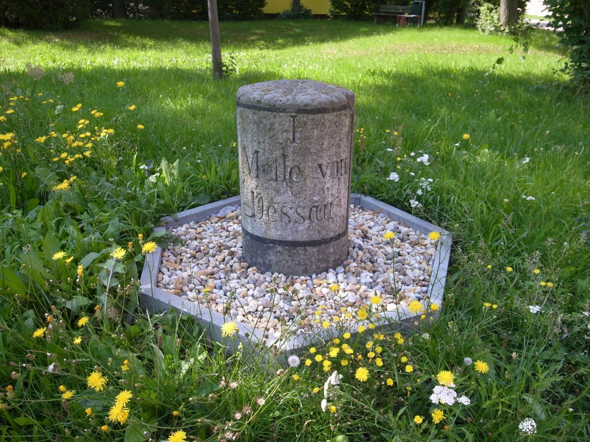 878 Jahre Kleutsch