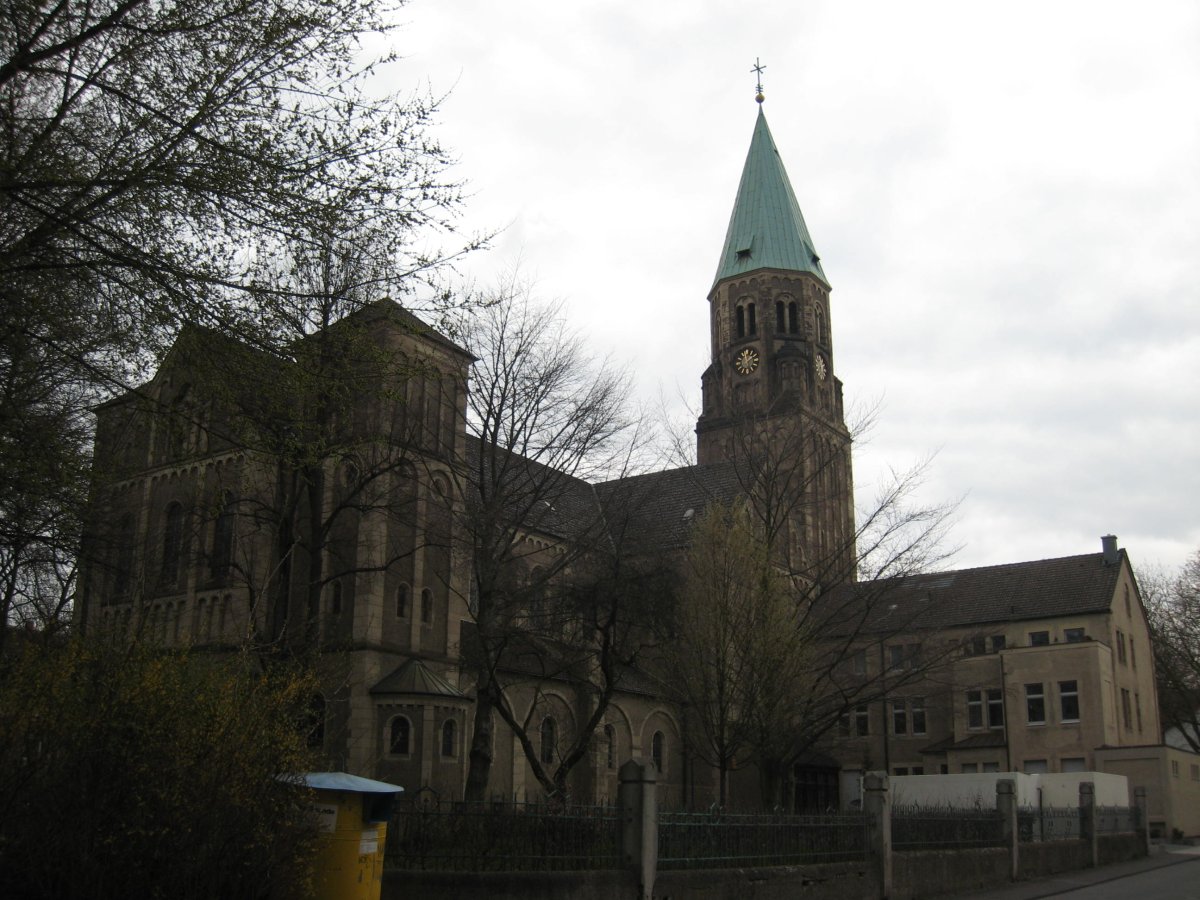 Herz-Jesu-Kirche (Am Richterbusch)